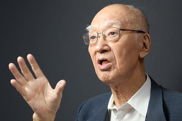 半藤一利（はんどう・かずとし）／１９３０年、東京都生まれ。５３年に文藝春秋社に入り、月刊誌「文藝春秋」編集長などを務める。『幕末史』『賊軍の昭和史』（共著）など著書多数　（ｃ）朝日新聞社