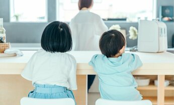 幼児がつく「ウソ」と小学生がつく「ウソ」は何が違う? 子どもの“成長段階”で異なるウソへの対処法とは