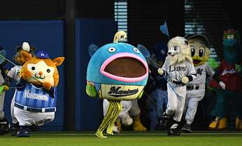 「熱盛」「謎の魚」「源田たまらん」「ブルゾン京田」…2017年プロ野球「新語・流行語」を振り返る!