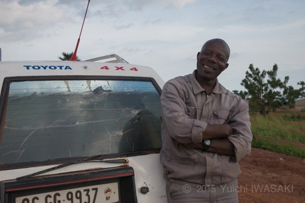バンフォラを隈なく紹介してくれたタクシー運転手。隣国マリの政情不安から、外国人観光客が激減したと嘆いていた。　バンフォラ・ブルキナファソ2013年／Banfora,Burkina Faso 2013