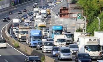 走るほど課税される“走行距離税”に自動車評論家が「もう、めちゃくちゃです」と憤る決定的な理由