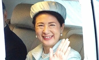 雅子さま還暦 「あの時、いち早く気づいたのは雅子さま」友人が感心した陛下と愛子さまとの絆