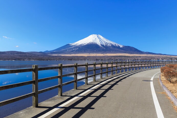 令和元年早々、こんなキレイな富士山を見られたらイイことありそう！