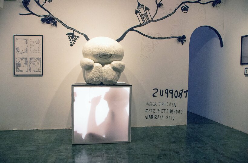 初の個展「スーパー劣等生」から（本人提供）