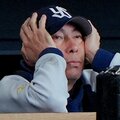 最下位低迷の高津ヤクルトが借金2ケタの危険水域 動き出した「次期監督」問題