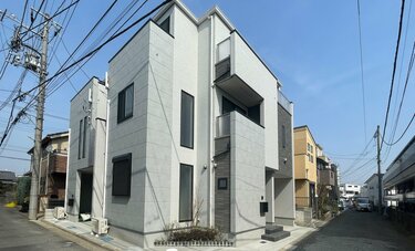 ねらい目は東京周辺3県の戸建てか　【値ごろ感あり】高騰する都心マンションとは異なる相場