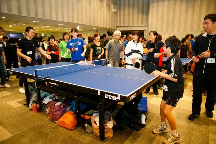 世代を超えて楽しめる（「卓球で日本を元気にする会」ＨＰから）