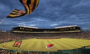 なぜ阪神は全国区の人気球団に？　プロ野球再編騒動時に阪神がセ・リーグにとどまった理由