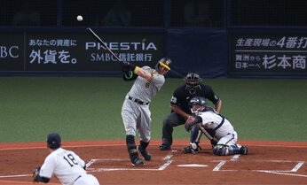 日本で厳しい声もメジャーが高評価する野手とは? 巨人・岡本、ヤクルト・村上に匹敵する強打者の名前