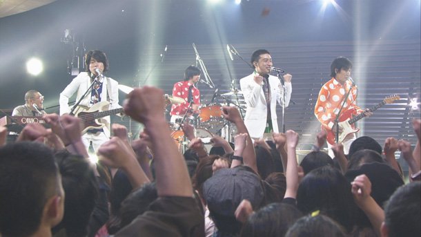 NHK『SONGS』に復活のウルフルズ登場、熱狂ライブに「感無量、感無量です」