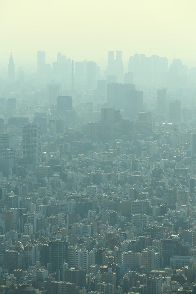 日本経済は「異次元」の物価高騰という荒波に直面している（撮影／写真映像部・松永卓也）