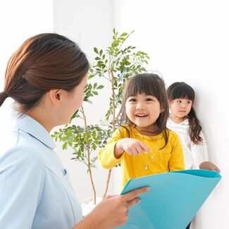 児童精神科医が足りない 発達障害「これだけで決めちゃうの?」 予約待ち短いクリニックを選んだ親は驚き