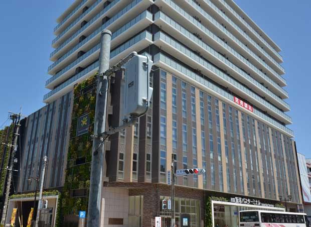 飯塚市の再開発ビル　（ｃ）朝日新聞社