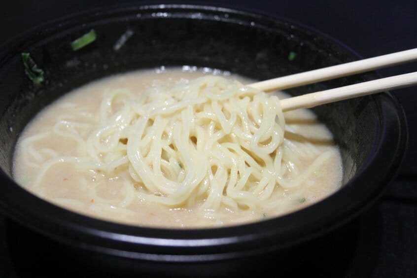 冷凍食品の実力を舐めていた……。具材の歯ごたえも抜群。