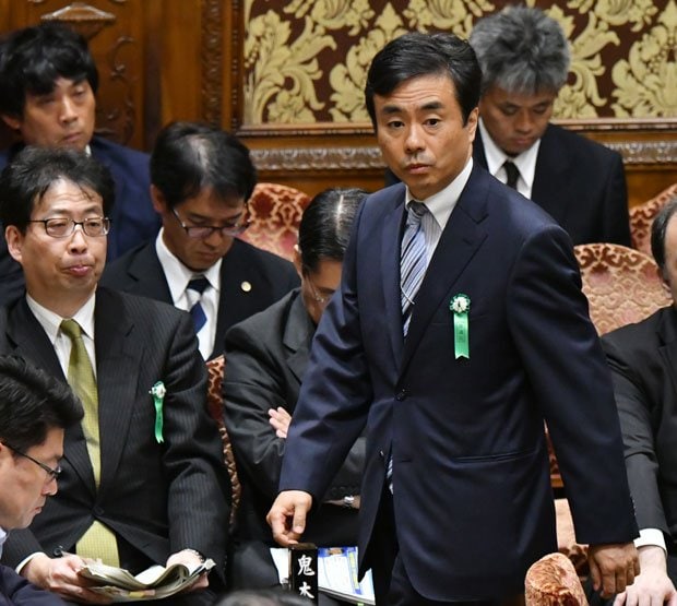 柳瀬元首相秘書官は国会で何を語るのか　（ｃ）朝日新聞社