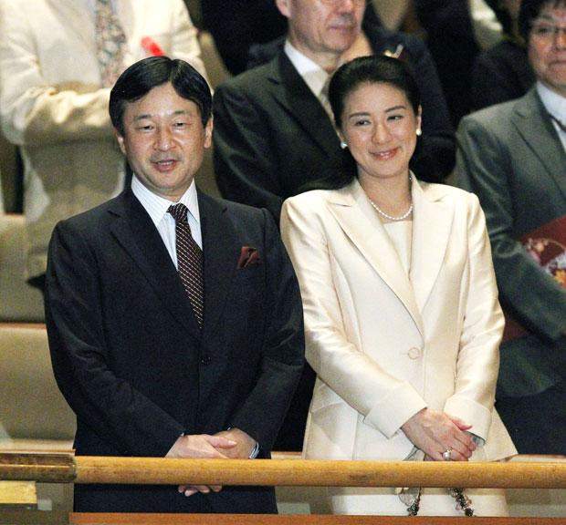 「雅子さまは海外ブランド好き」ーーそんな批判が起きたこともあったが、実は皇室の「質素な内情」ゆえだった　（ｃ）朝日新聞社