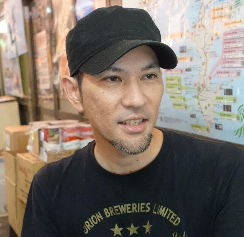おきなわ物産センター・下里優太さん（撮影／小山風子）