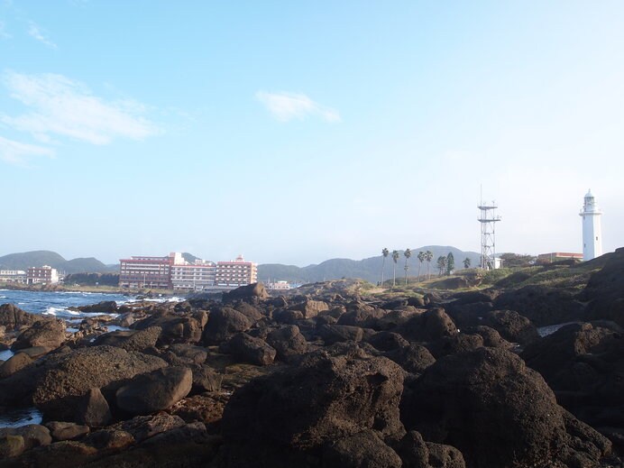 房総半島の最南端、野島崎灯台と太平洋を間近に望むホテル南海荘