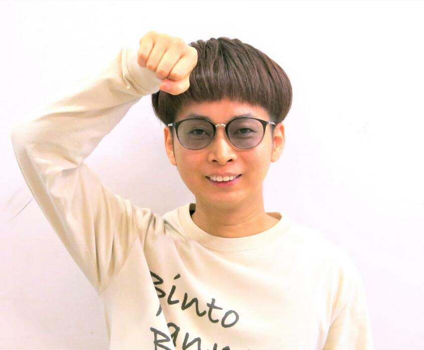 文筆業の仕事も急増しているピン芸人・バイク川崎バイクさん(撮影/中西正男)