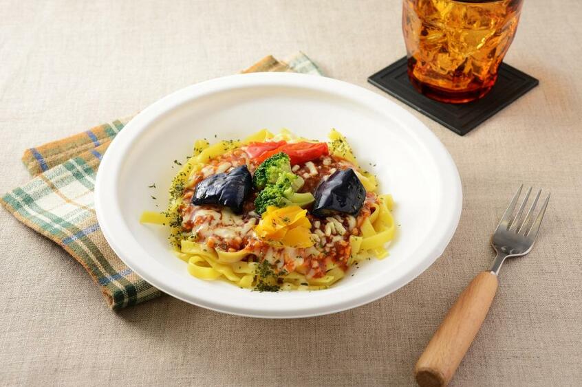 ナチュラルローソンで発売している彩り野菜の大豆ミートパスタ