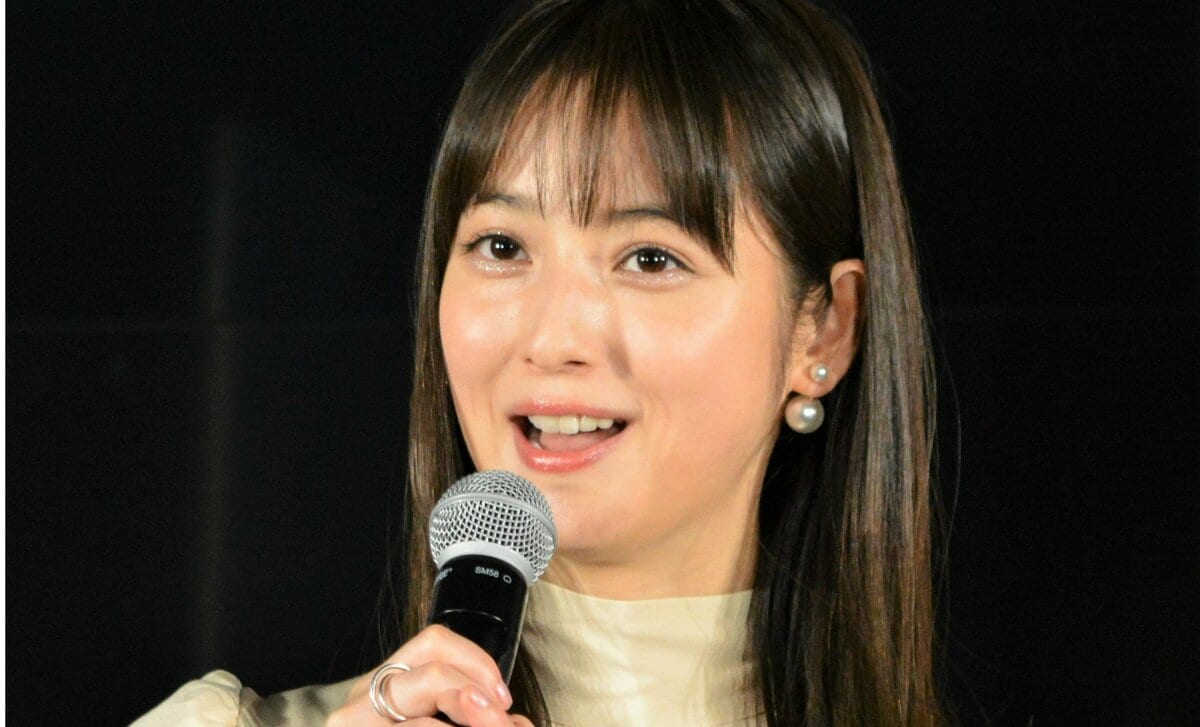 佐々木希「ドリフコント」初挑戦の裏で夫・渡部は「居酒屋バイト」 シャカリキに働き続ける夫婦の今 Aera Dot アエラドット