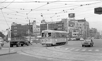 55年前の「錦糸町」は都電の楽園だった!? 昭和を彩った繁華街と宝塚歌劇の意外な接点