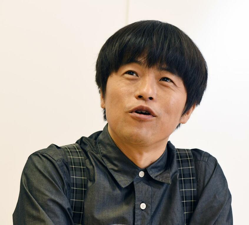朝日と約7年間共演した絆は固い。バカリズム (c)朝日新聞社