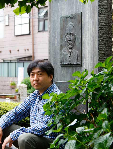 加藤直樹（かとう・なおき）／１９６７年東京生まれ。法政大学中退。出版社勤務を経てフリーランスに。著者に『九月、東京の路上で』（ころから）など（撮影・今村拓馬）