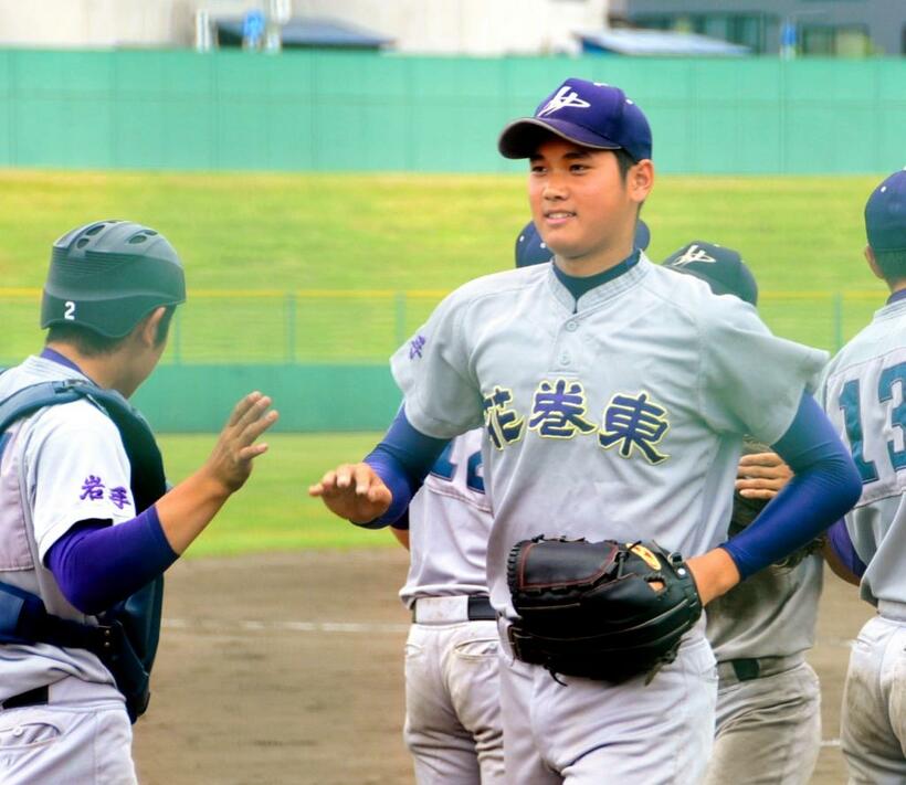 花巻東高校時代の大谷。まさに「寝る子は育つ」！？
