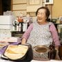 102歳現役美容部員がふるまう“まろやかカレー”の秘密　取材陣も唸るそのコツとは？ 