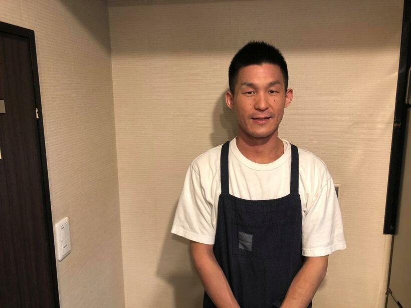 「ろく月」店主の湯田達巳さん。素材へのこだわりは人一倍（筆者撮影）