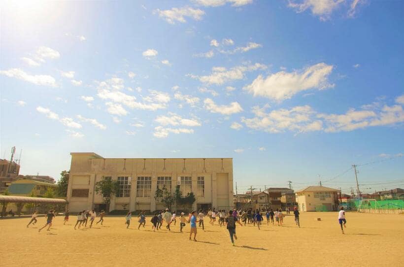 「逃走中」のイベントを企画した兵庫県西宮市立上ケ原小学校のPTA（写真／関係者提供）