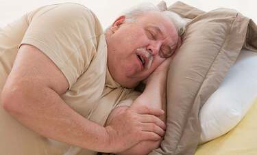 眠っている間に呼吸が止まる！　肥満や生活習慣病を予防する以外の治療法を医師が解説