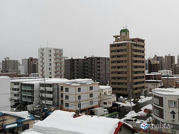 きょう（10日）昼ごろの札幌市中央区　撮影：日本気象協会北海道支社　児玉晃
