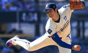 大谷翔平「オープナー」で投手復帰、前例なき復活劇の狙いは? ドジャース投手陣の現実的な“台所事情”も