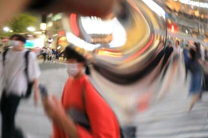 自殺者数は減少傾向が続いていたが、コロナ禍が始まった２０２０年、増加に転じた。「死なないで」という言葉は届かないこともあるが、「それでも生きていてほしい」（豆塚さん）（撮影／写真映像部・松永卓也）