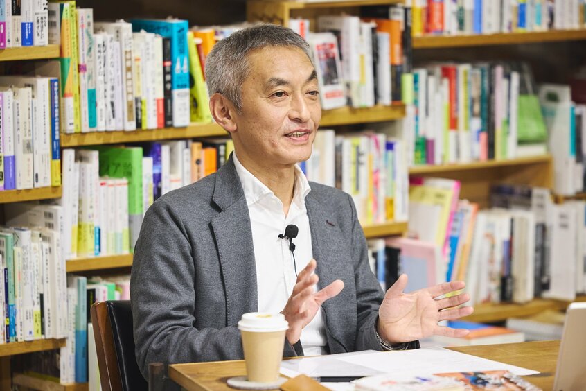 大島新さん(撮影/朝日新聞出版写真映像部・佐藤創紀)