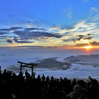 “子連れの富士登山”に大きなリスク 子どもは本当に登りたいと思っていますか?
