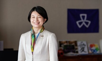 公務の後はスーパーや保護者会へ　日常から感じる課題を施策に　品川区長・森澤恭子