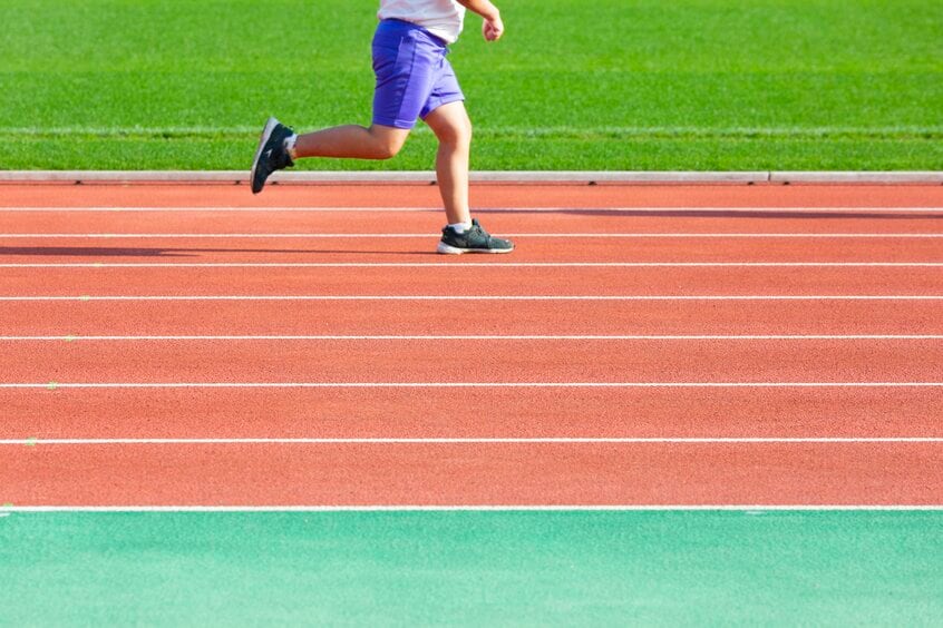 学校での熱中症は8割以上が「部活」で起こっている。写真はイメージ(GettyImages)