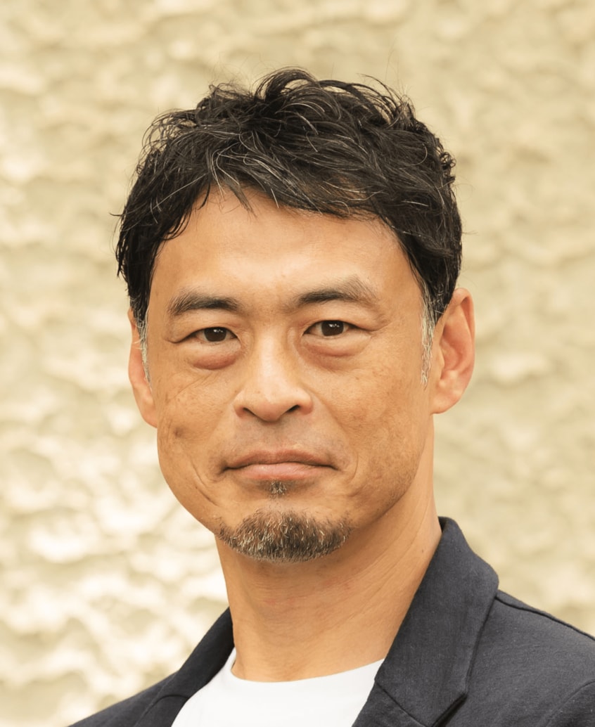 ひらお・つよし/1975年生まれ。1999年、第4回ラグビーW杯日本代表に選出。2007年に現役を引退。神戸親和女子大学教授を経て、今年4月から成城大学経済学部教授。専門はスポーツ教育学、スポーツ運動学、身体論。