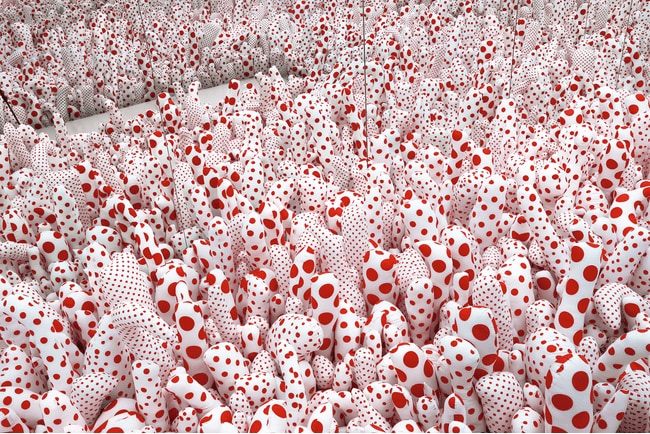 写真・図版（1枚目）| 【ルイ・ヴィトン】草間彌生の展覧会「INFINITY - SELECTED WORKS FROM THE COLLECTION」をエスパス ルイ・ヴィトン大阪にて開催