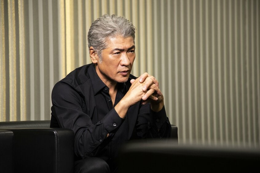 吉川晃司 （きっかわ・こうじ）／1984年、映画「すかんぴんウォーク」で俳優として、同時に主題歌「モニカ」で歌手としてもデビュー。同郷で同学年の奥田民生と結成した「Ooochie Koochie」のアルバム「Ooochie Koochie」が発売中