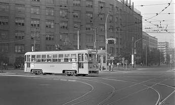 日比谷線新駅開業で変貌する「虎ノ門」 55年前は都電で賑わう官庁街だった