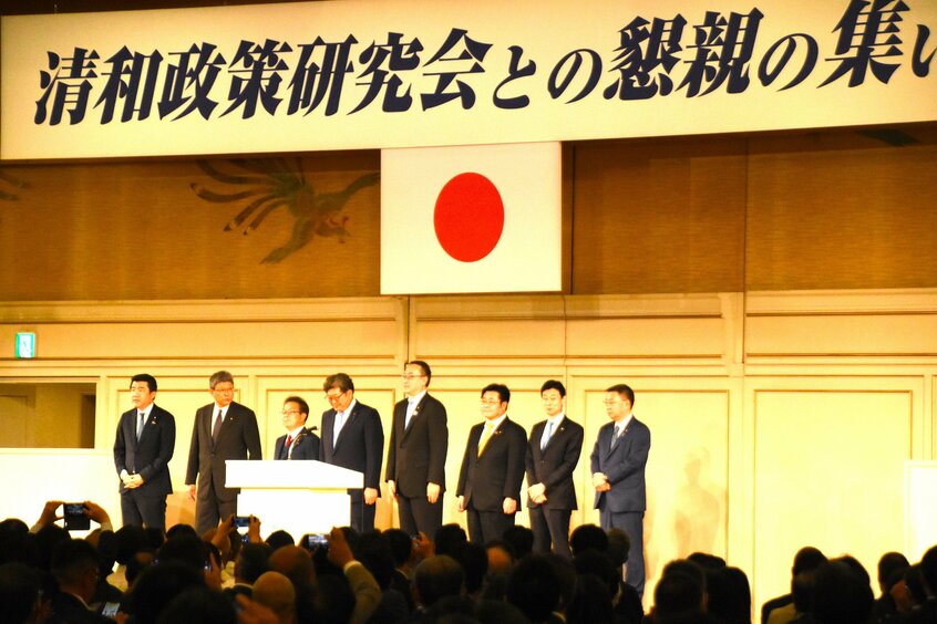 安倍派の政治資金パーティーの様子