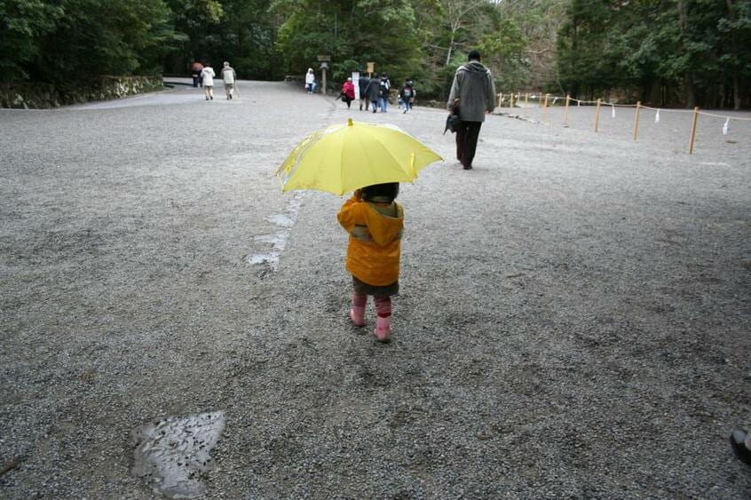 写真・図版（1枚目）| 親の孤立が子どもに連鎖　「教育困難校」の生徒が抱える“つながり格差”とは…