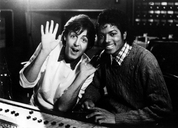 マイケルのニューボーカルをフィーチャーしたあのヒット曲の新MV、ポール・マッカートニーが公開