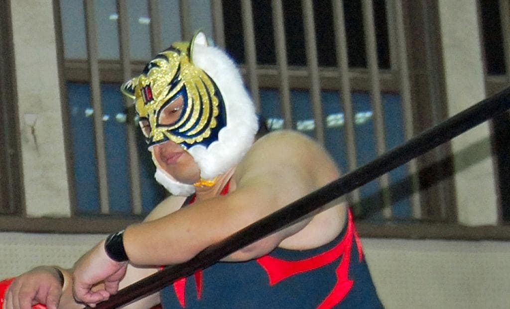 2ページ目)プロレス史に刻まれた「マスク剥ぎ」の伝説的シーン 記憶に