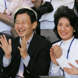 〈雅子さま60歳を迎えて〉すっかり「パパ」と「ママ」の陛下と雅子さま 運動会で望遠レンズの先には成長した愛子さま
