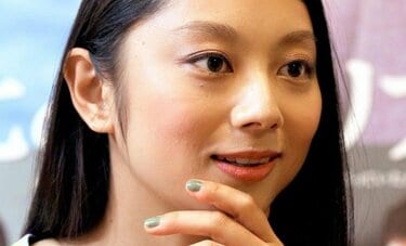 小池栄子「鎌倉殿の13人」でガッキーを食う熱演　業界人も舌を巻くマルチな才能の源泉